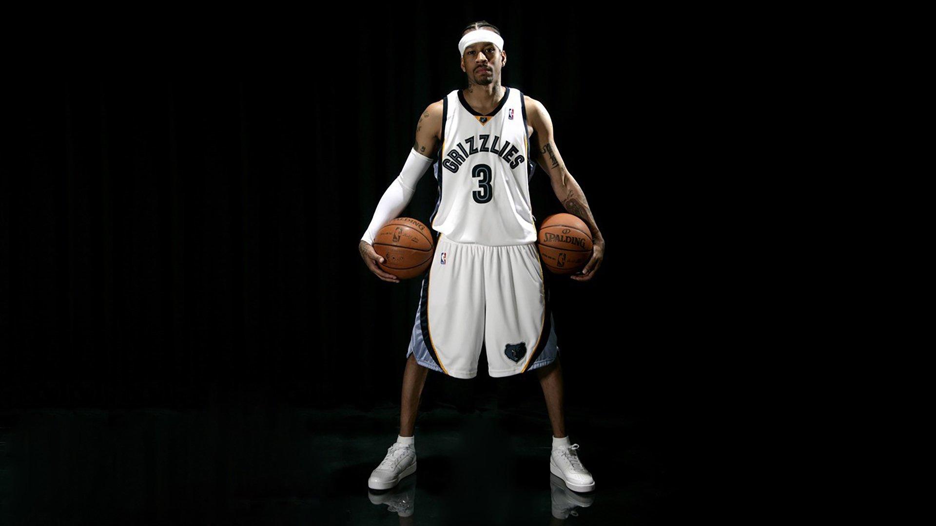 东契奇神鬼莫测送妙传，艾顿空接暴扣点燃主场，太阳内线开局高效取5分